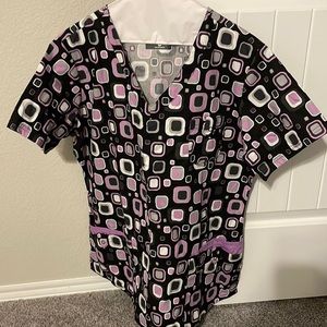 Scrub top- women’s